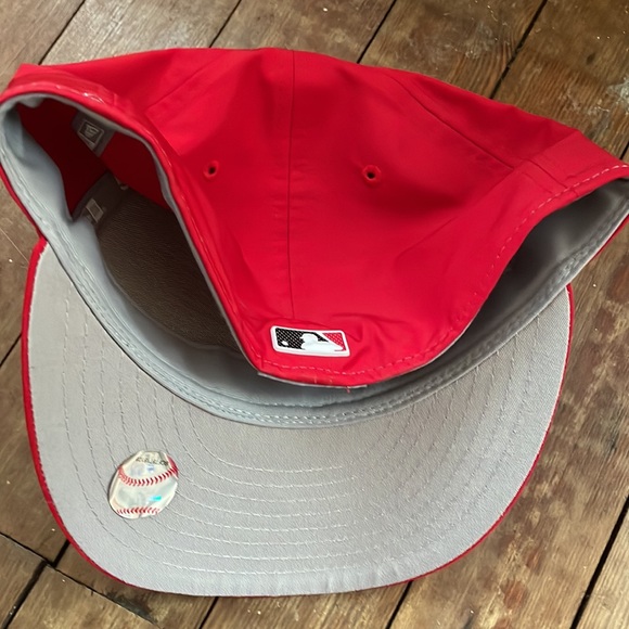 2018 Cincinnati Reds Spring Training Fitted Hat - Picture 3 of 5